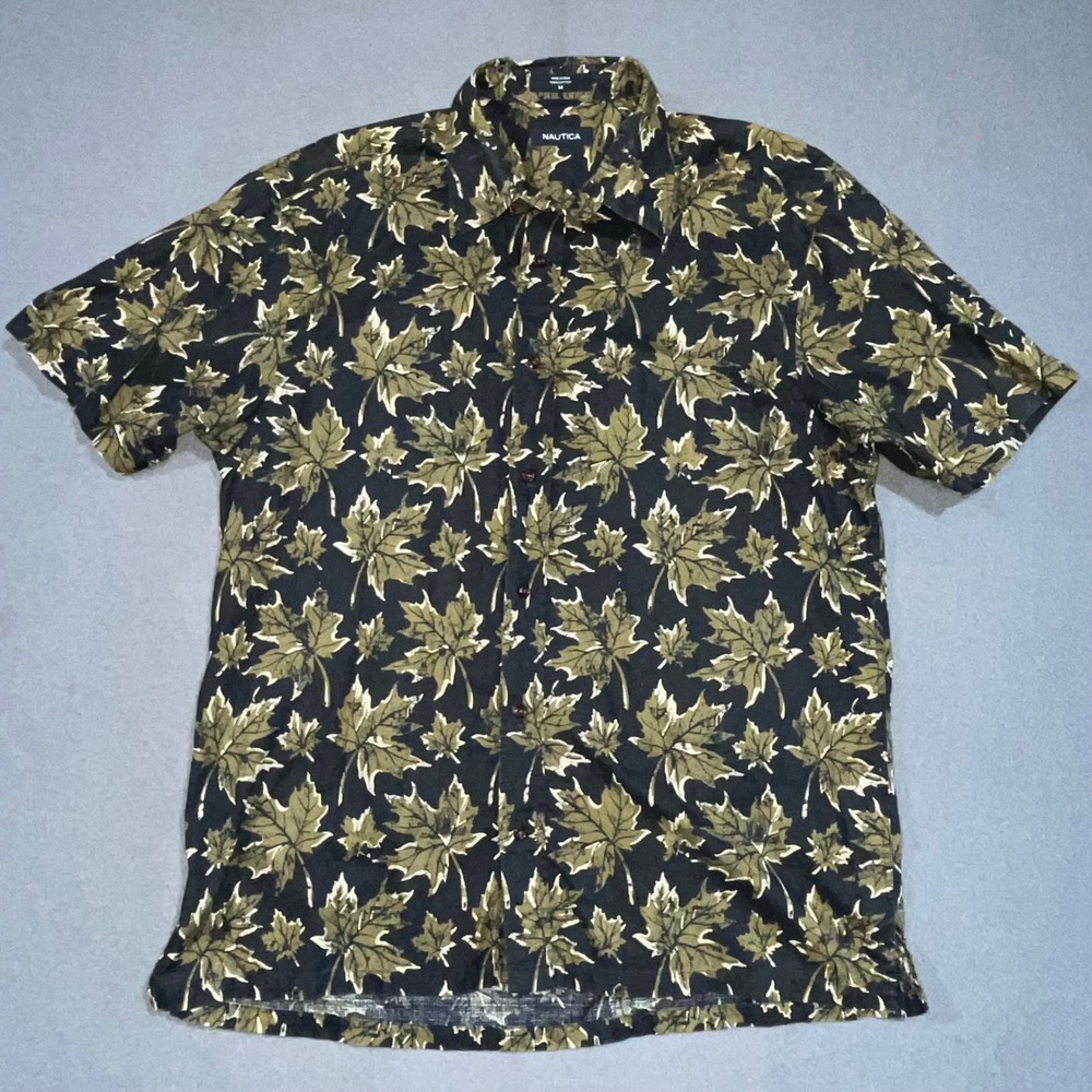 Nautica Men's Medium Fall Leaf Print‎ Button Up Short Sleeve Shirt Casual Autumn
